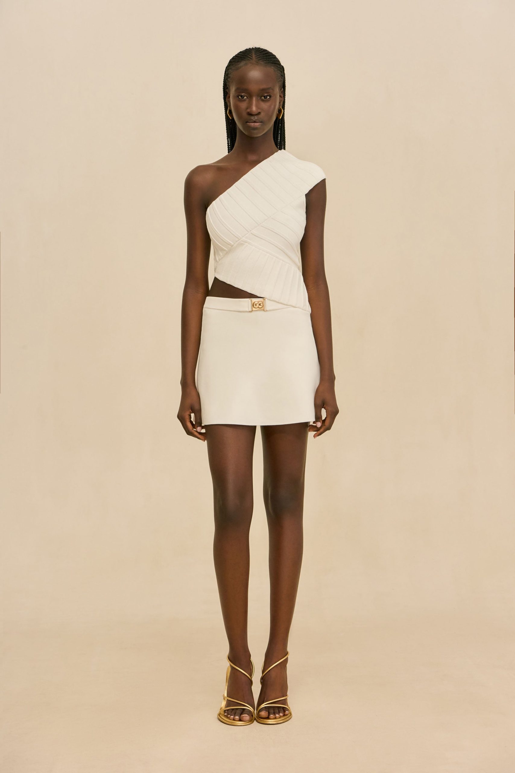 260122_DR_CG_SP_HS26_RESHT_177_AMORET_KNIT_SKIRT_ANDERSON_TOP_WHT_0002_WEBBED-scaled