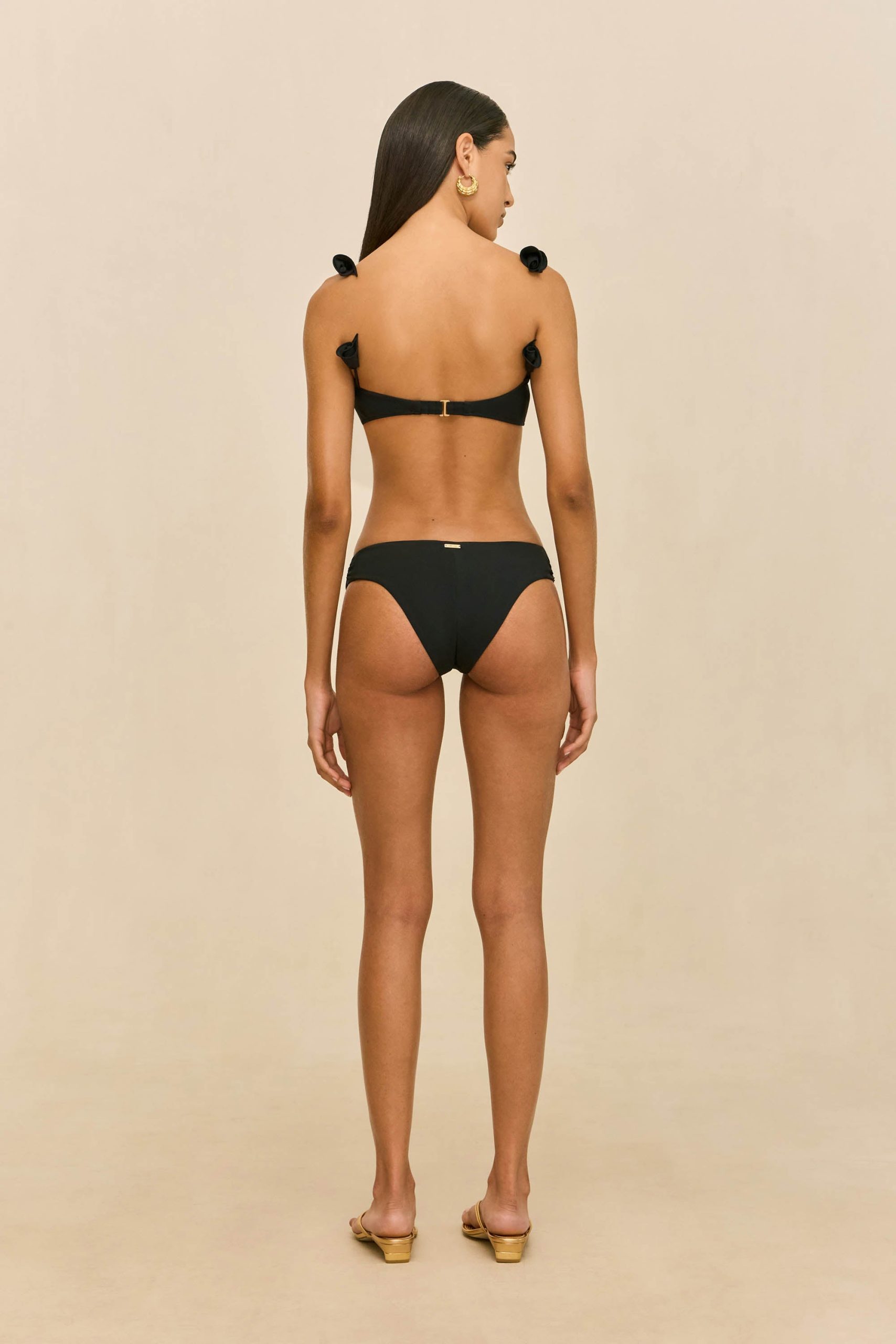 260421_DR_CG_ECOM_RSHTS_04_MAEVA_BIKINI_SET_BLK_0035_WEBBED_6a875aa3-efd1-4348-adf8-be5966eb28a2-scaled