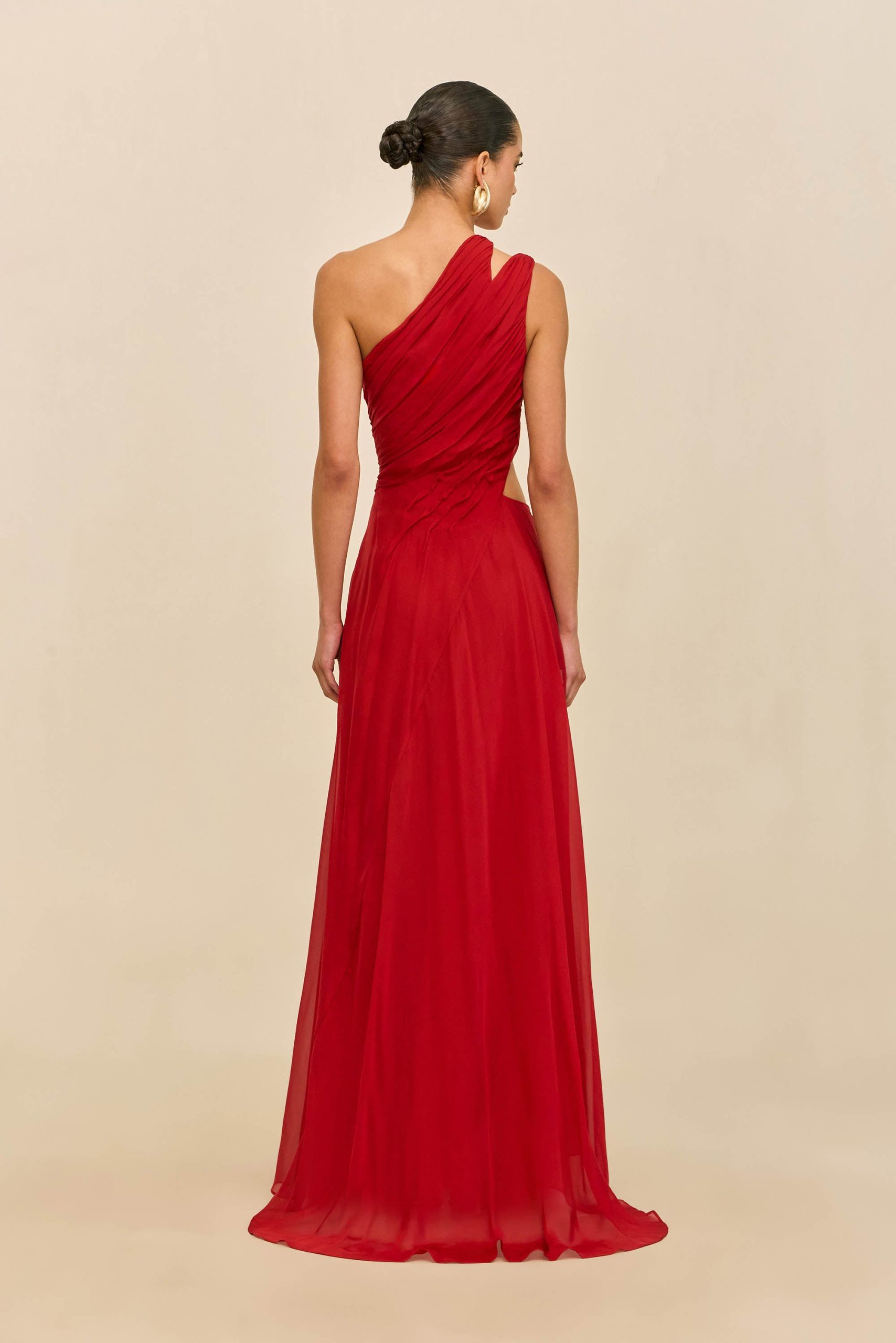 260421_DR_CG_ECOM_RSHTS_30_ZAN_GOWN_MERLOT_0043_WEBBED-scaled