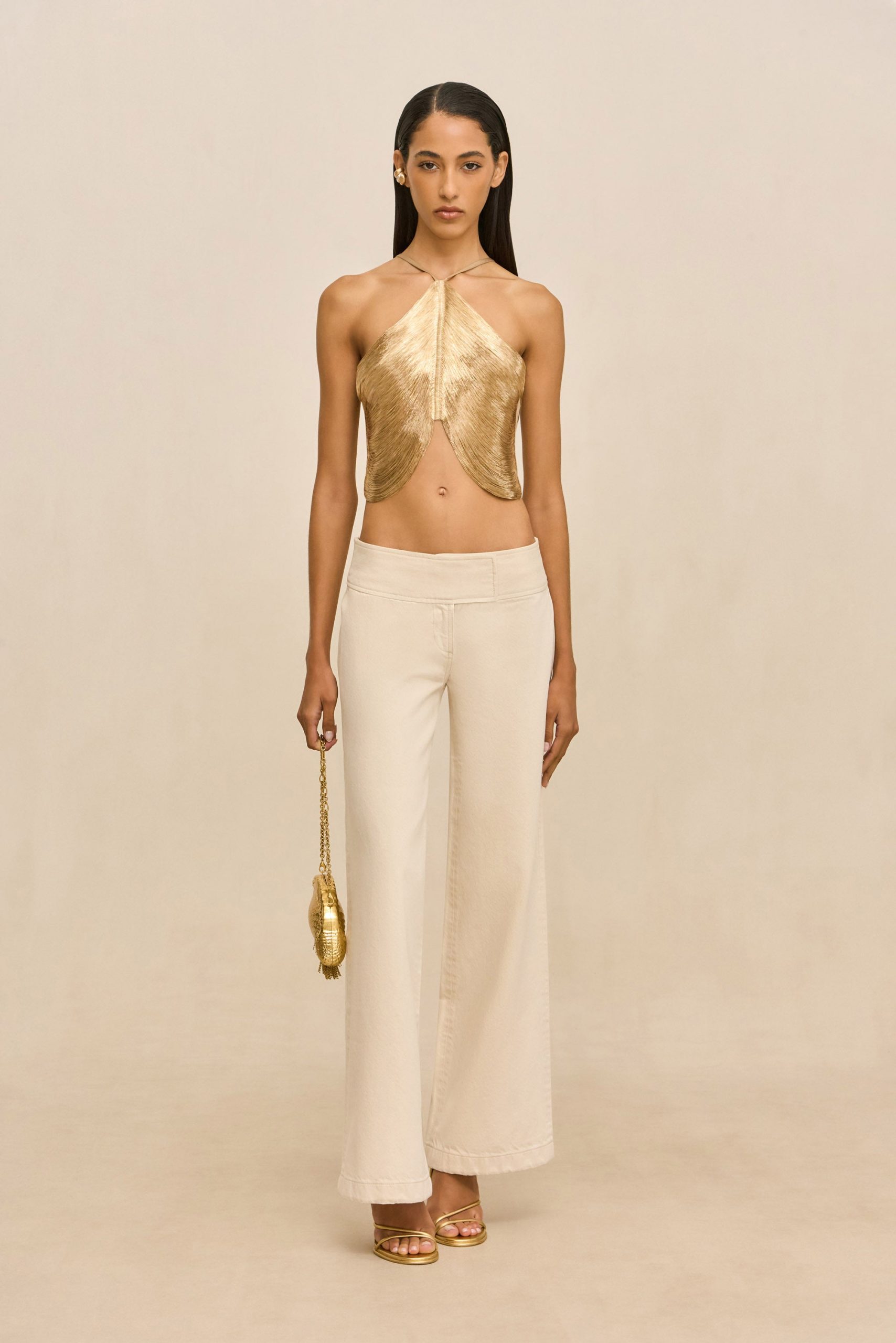 260717_DR_CG_R26_WM_61_QUELLA_TOP_LIGHT_GOLD_YAEL_PANT_0008_WEBBED-scaled