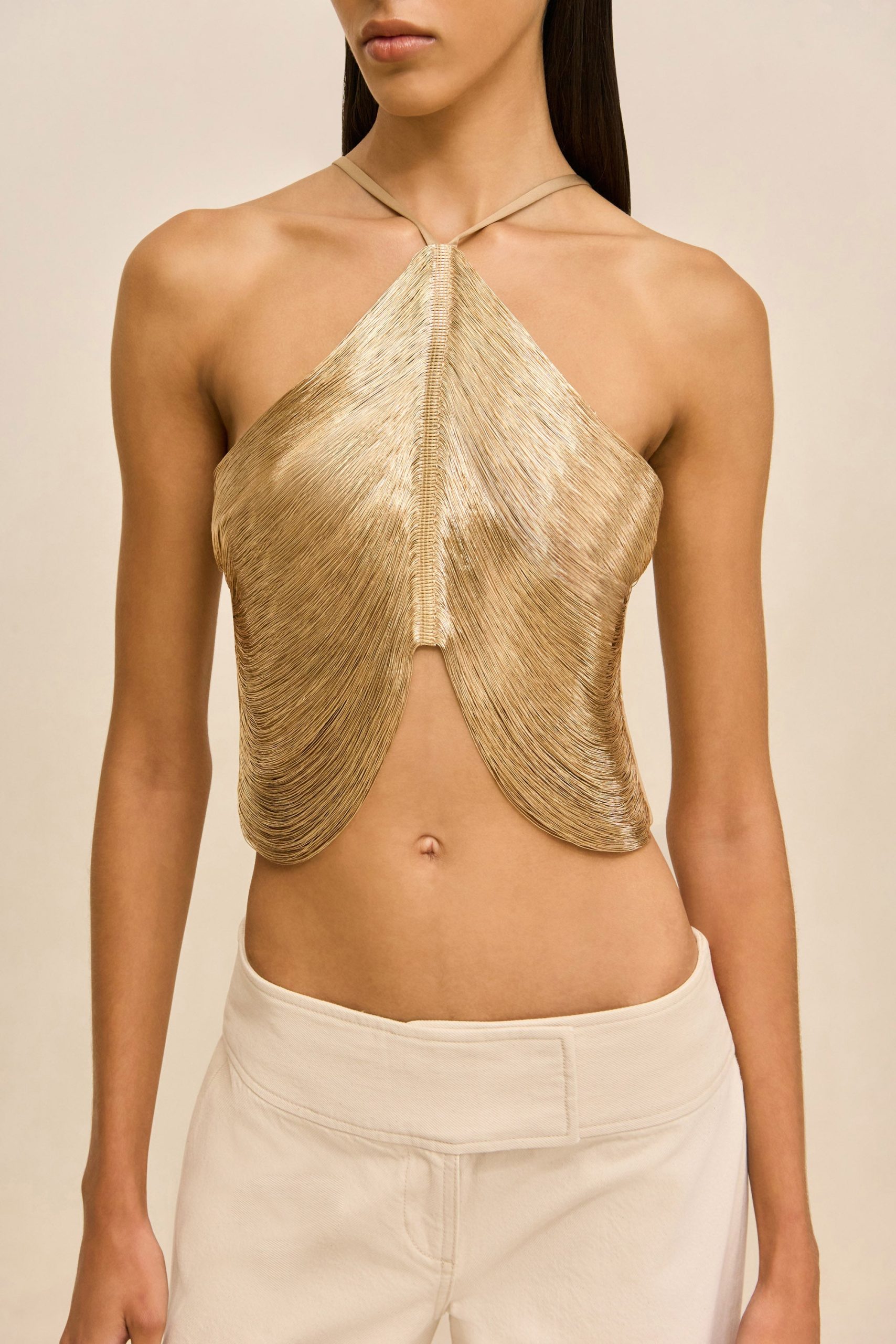 260717_DR_CG_R26_WM_61_QUELLA_TOP_LIGHT_GOLD_YAEL_PANT_0015_WEBBED-scaled
