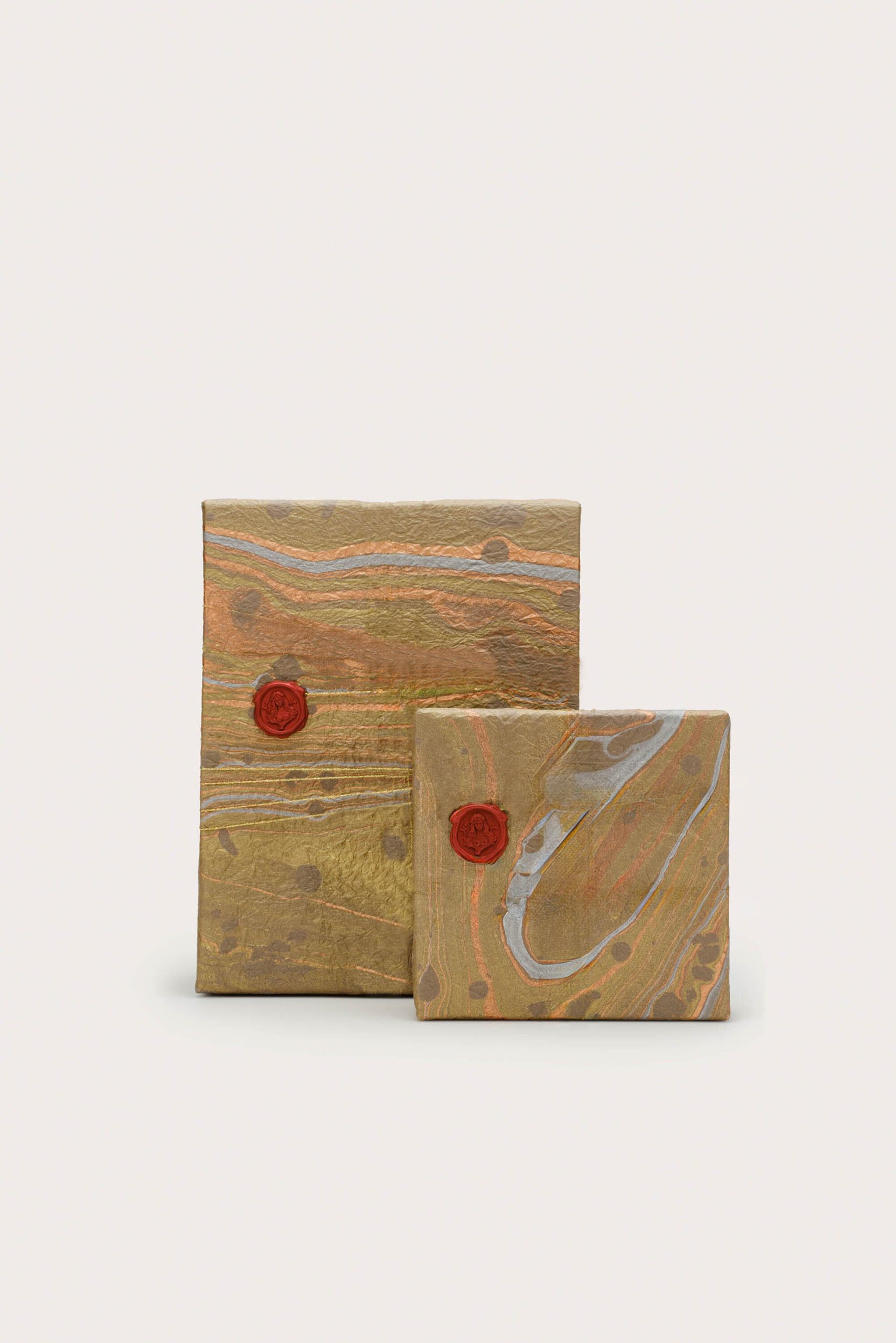 ERISGLOVE_SDL_GIFTWRAP_251105_CultGaia_Product11461_WEBBED-scaled