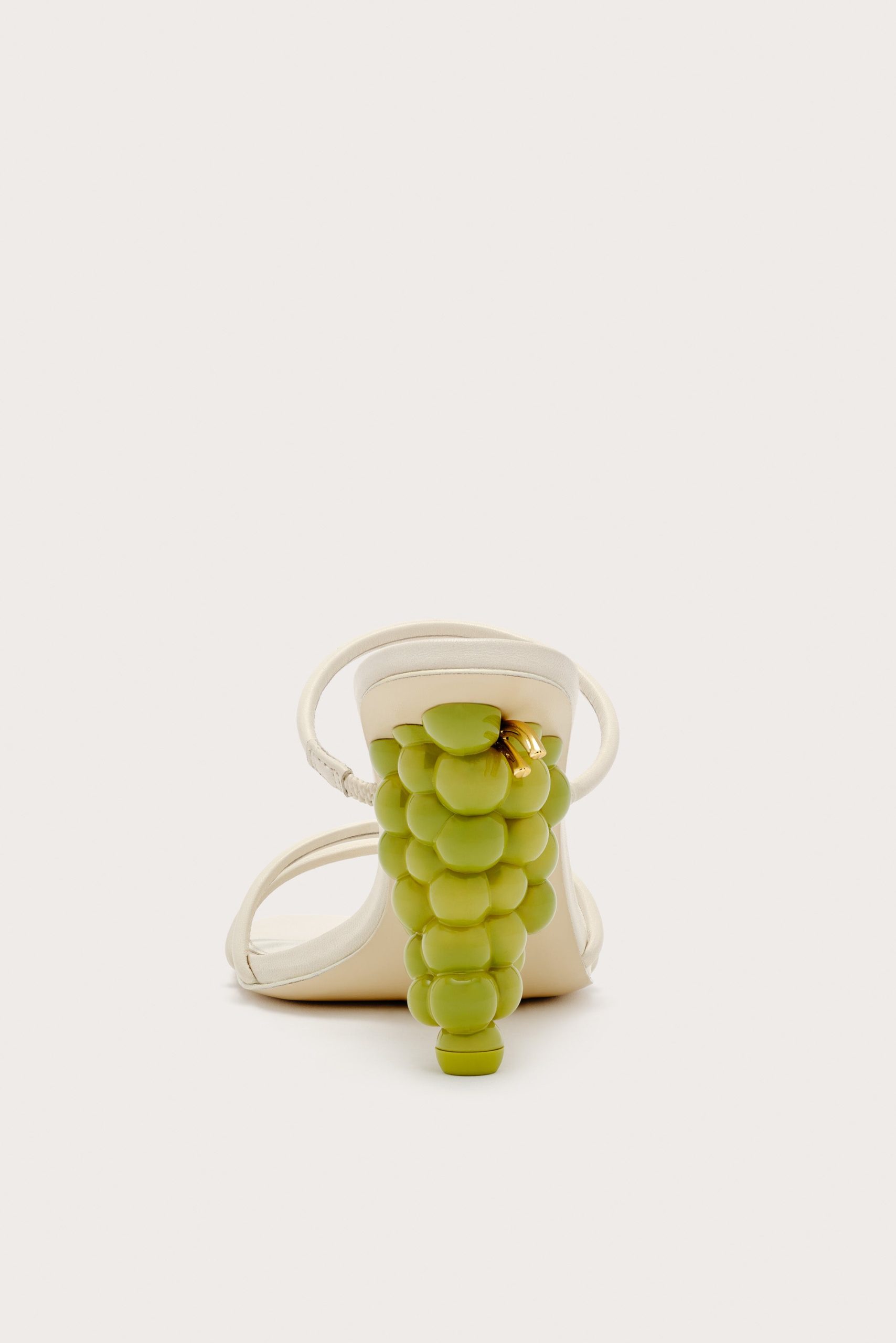 GRAPESANDAL_DMGA_250924_CultGaia__R26-AX__10487_WEBBED-scaled
