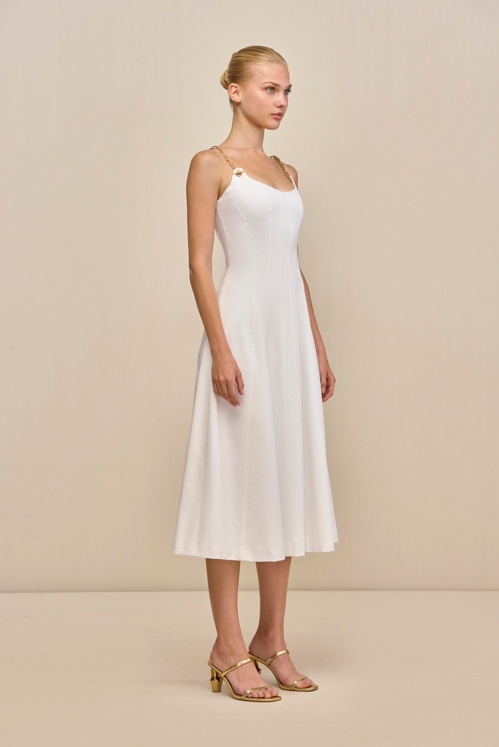 Look_67_KENDRA_7454_WEBBED-scaled